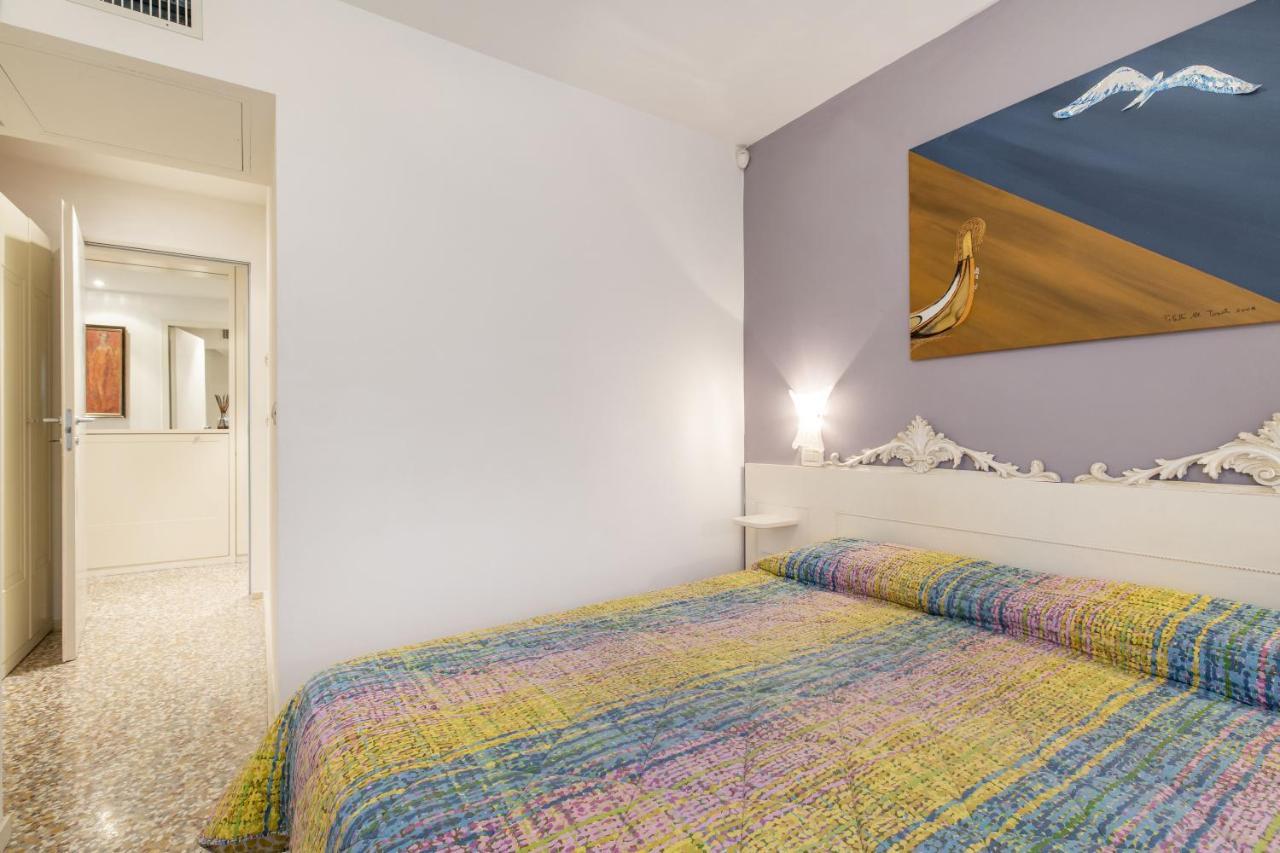 Friari Suite-Luxury Apt. Close To Rialto Bridge Veneţia Exterior foto